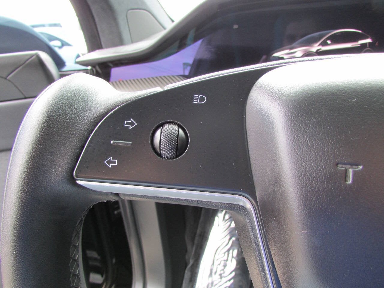 2022 Tesla Model X Plaid