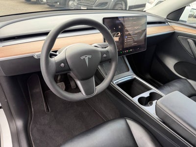 2023 Tesla Model Y Long Range AWD 4dr Crossover
