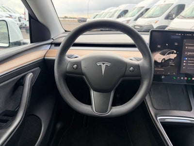 2023 Tesla Model Y Long Range AWD 4dr Crossover
