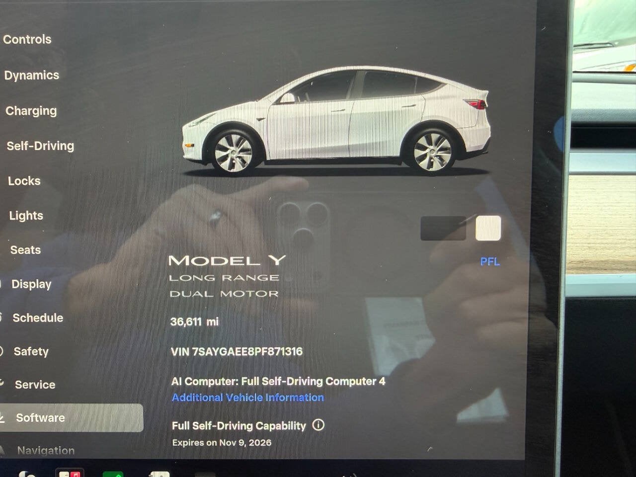 2023 Tesla Model Y Long Range AWD 4dr Crossover