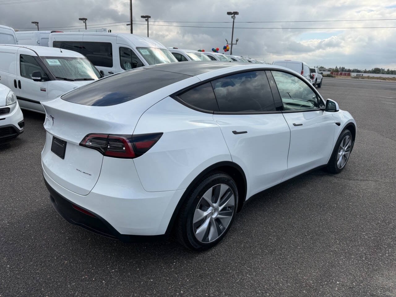 2023 Tesla Model Y Long Range AWD 4dr Crossover
