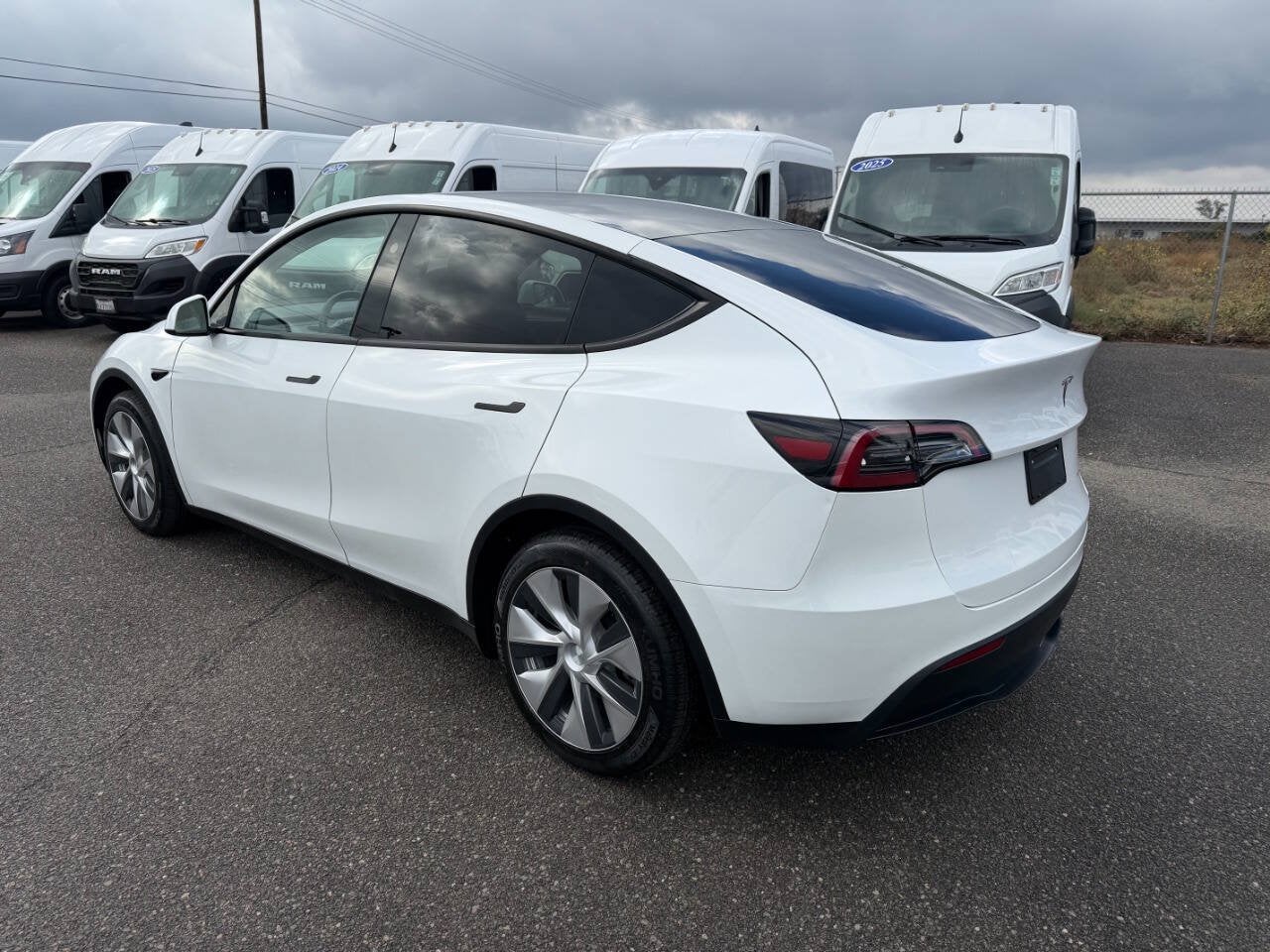2023 Tesla Model Y Long Range AWD 4dr Crossover