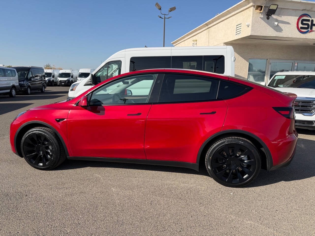 2023 Tesla Model Y Long Range AWD 4dr Crossover