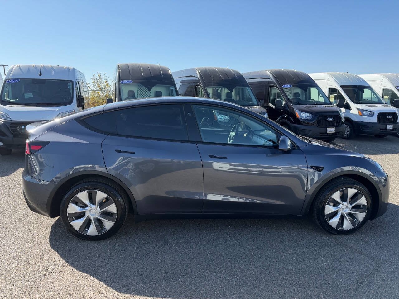 2023 Tesla Model Y Long Range AWD 4dr Crossover