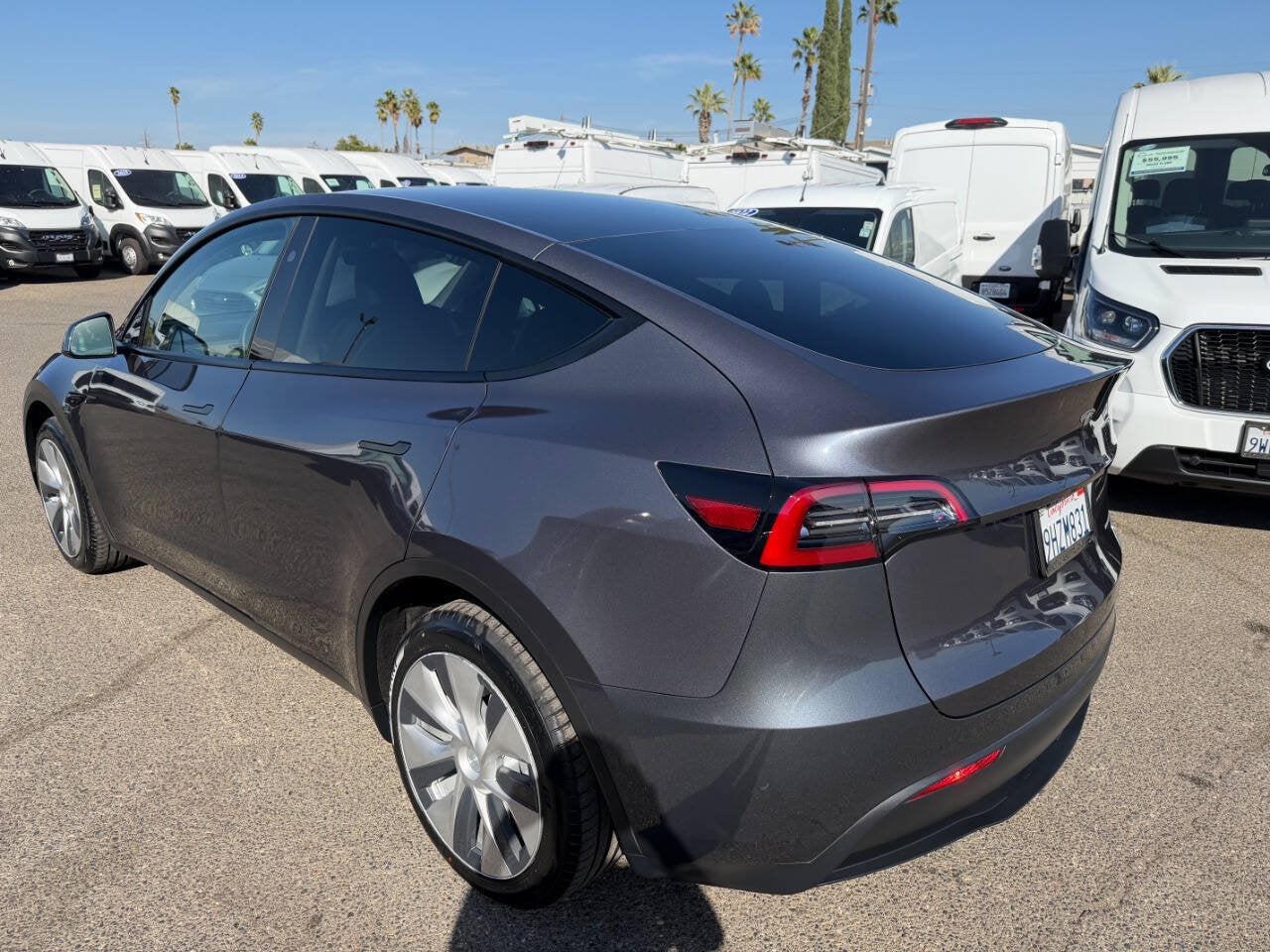 2023 Tesla Model Y Long Range AWD 4dr Crossover