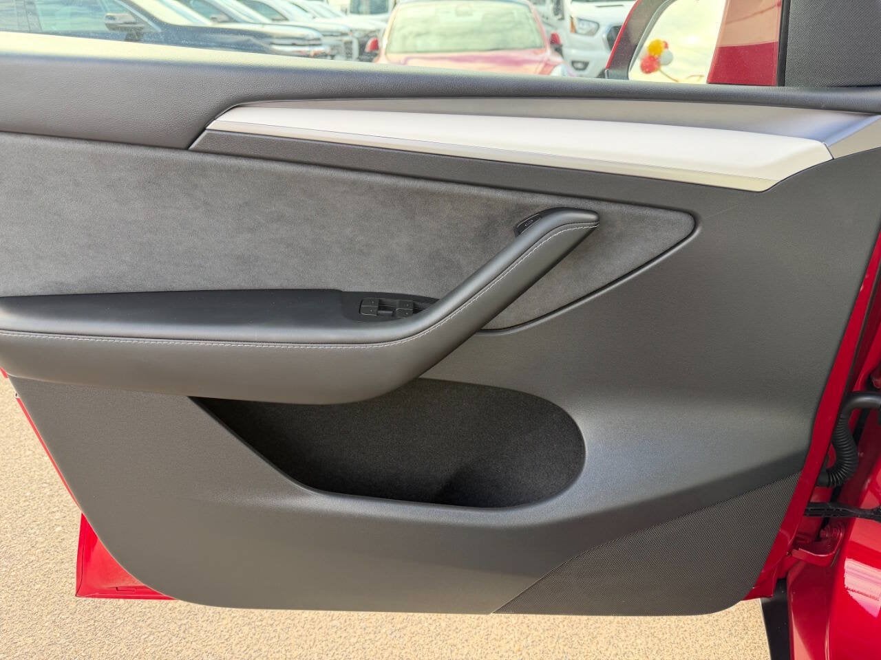 2023 Tesla Model Y Long Range AWD 4dr Crossover