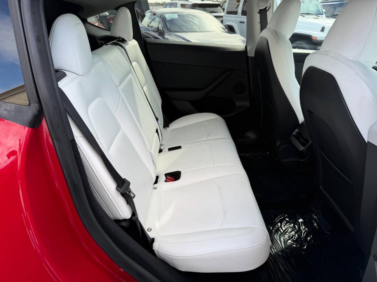2023 Tesla Model Y Long Range AWD 4dr Crossover