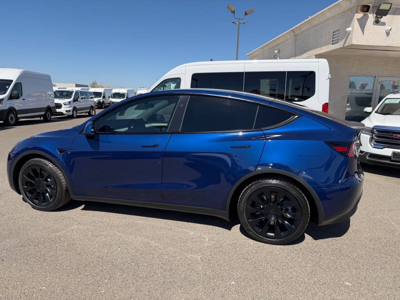 2023 Tesla Model Y Long Range AWD 4dr Crossover