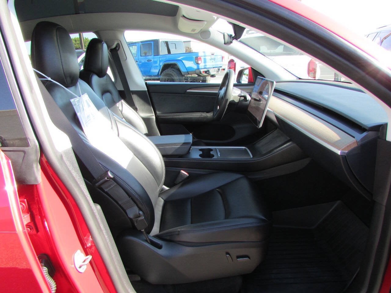 2023 Tesla Model Y Long Range AWD 4dr Crossover