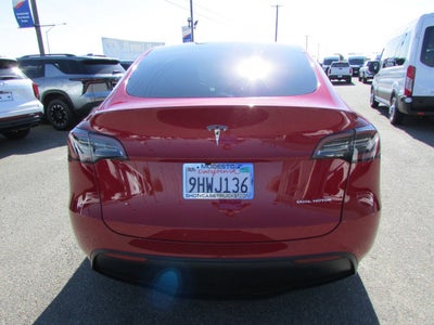 2023 Tesla Model Y Long Range AWD 4dr Crossover
