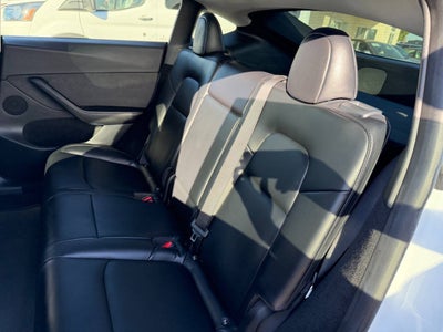 2023 Tesla Model Y Long Range AWD 4dr Crossover
