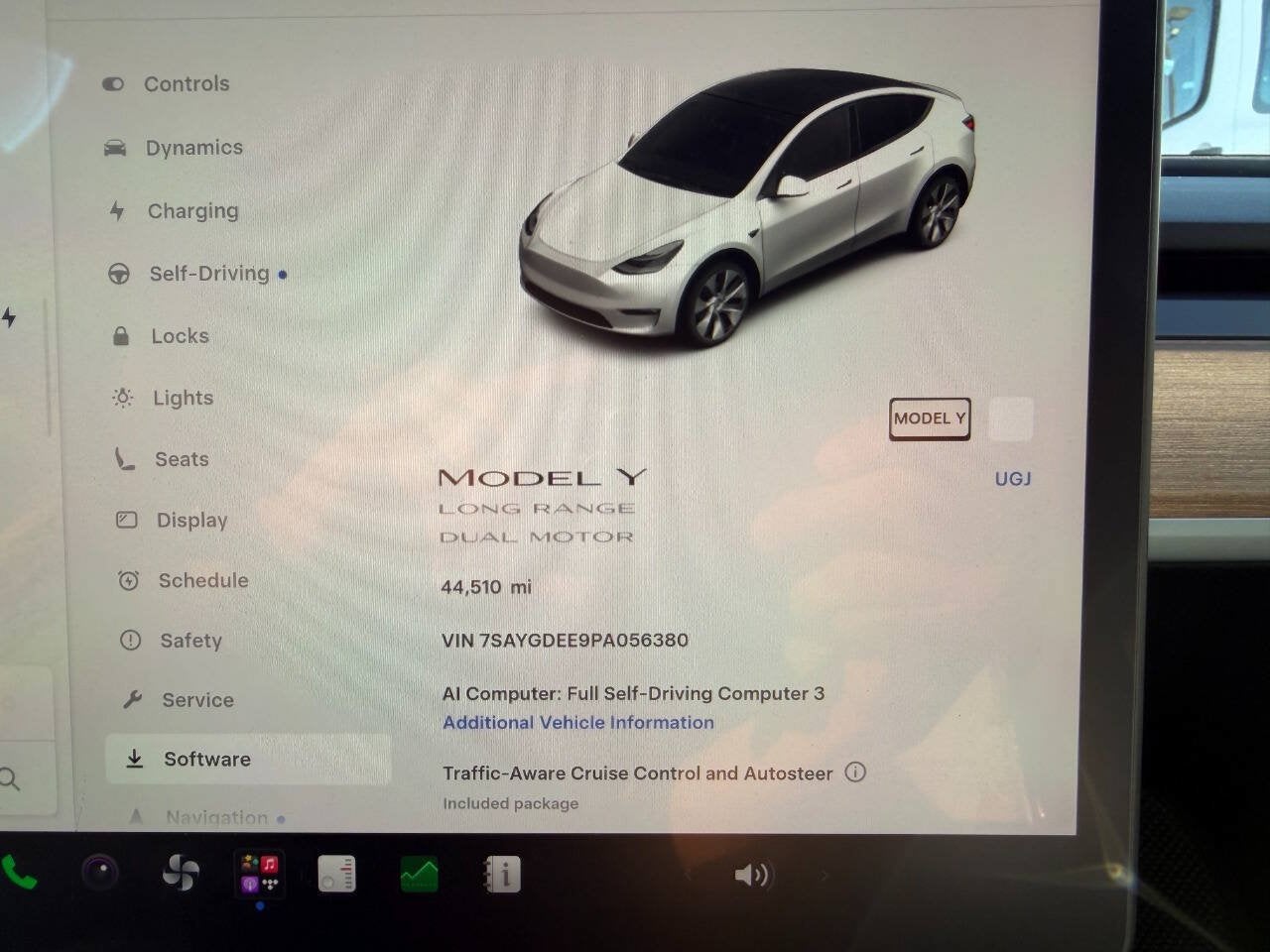 2023 Tesla Model Y Long Range AWD 4dr Crossover