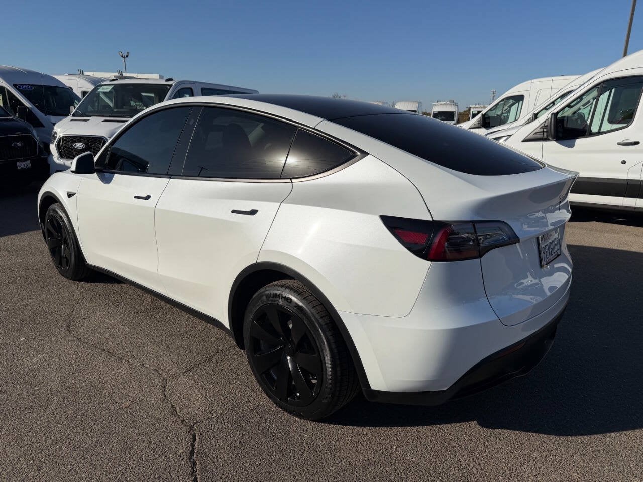 2023 Tesla Model Y Long Range AWD 4dr Crossover