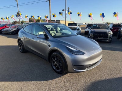 2024 Tesla Model Y Long Range