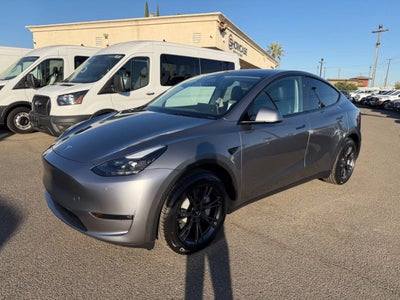 2024 Tesla Model Y Long Range