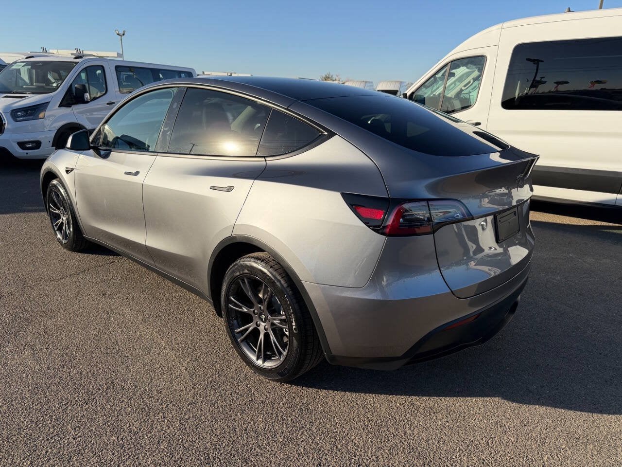 2024 Tesla Model Y Long Range