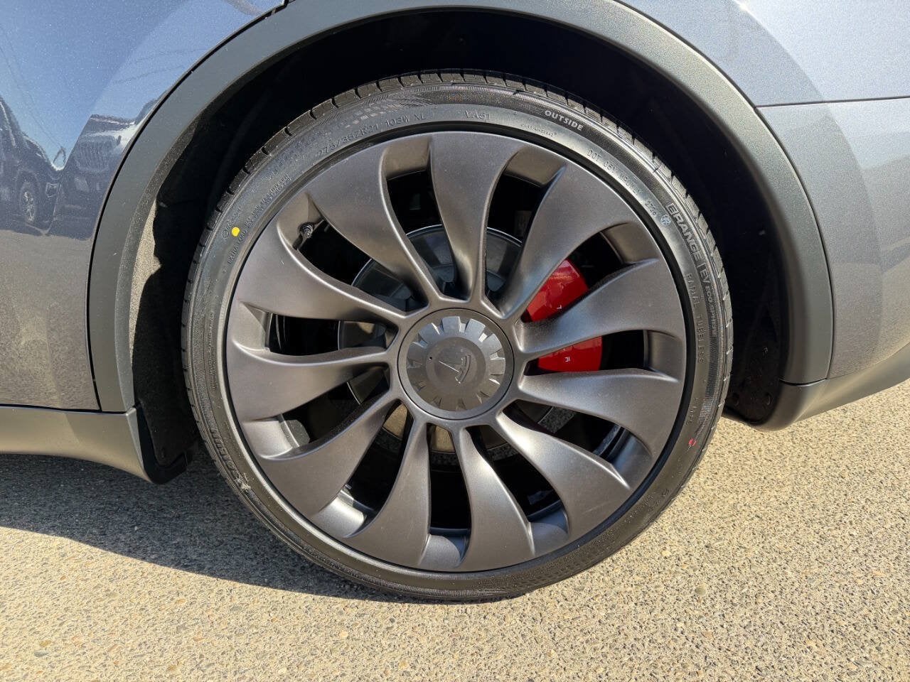 2023 Tesla Model Y Performance