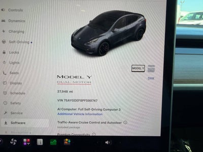 2023 Tesla Model Y Performance