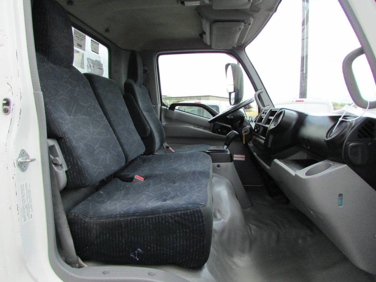 2020 Hino 155 4X2 2dr Regular Cab 149.6 in. WB