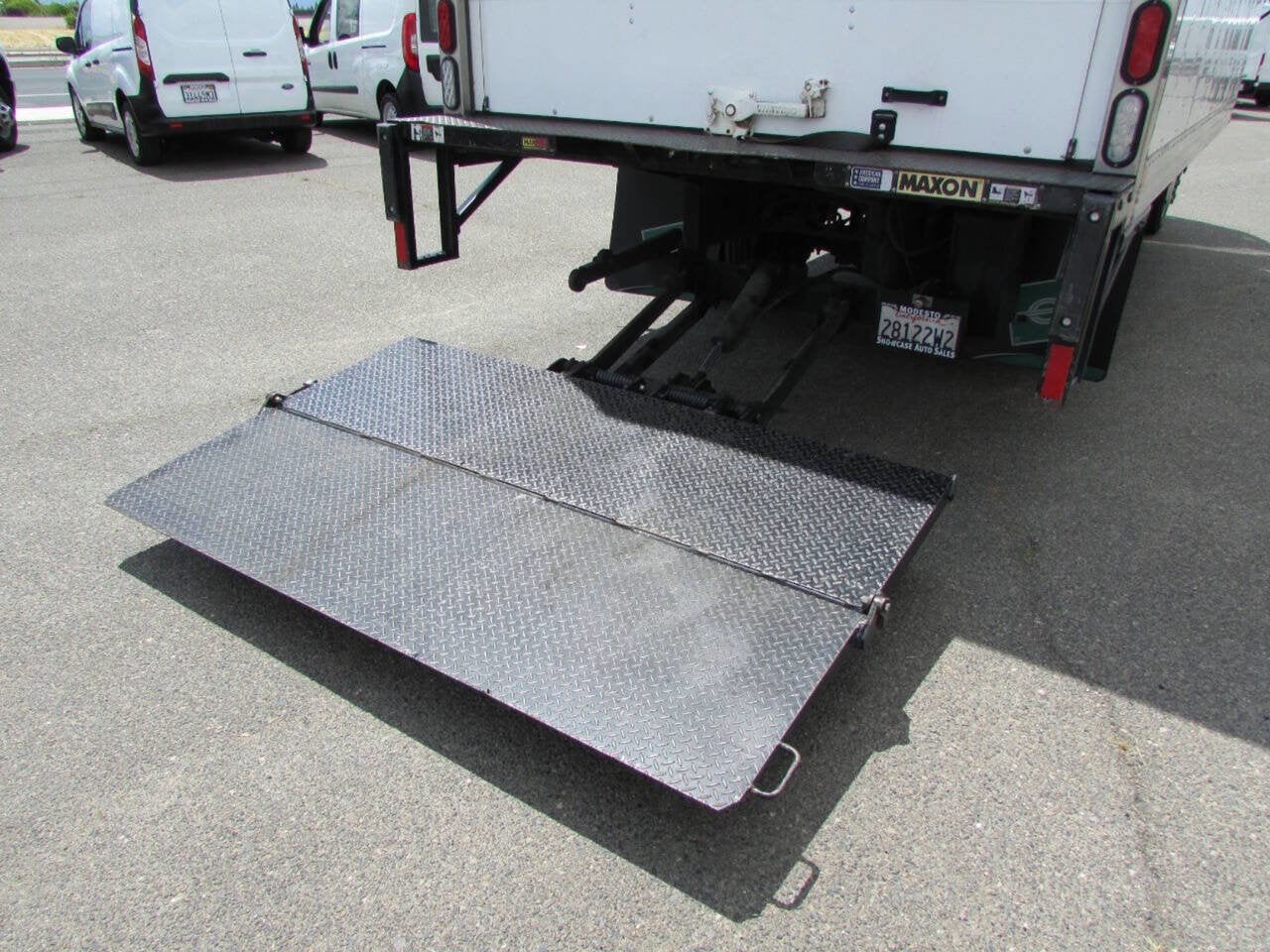 2020 Hino 155 4X2 2dr Regular Cab 149.6 in. WB