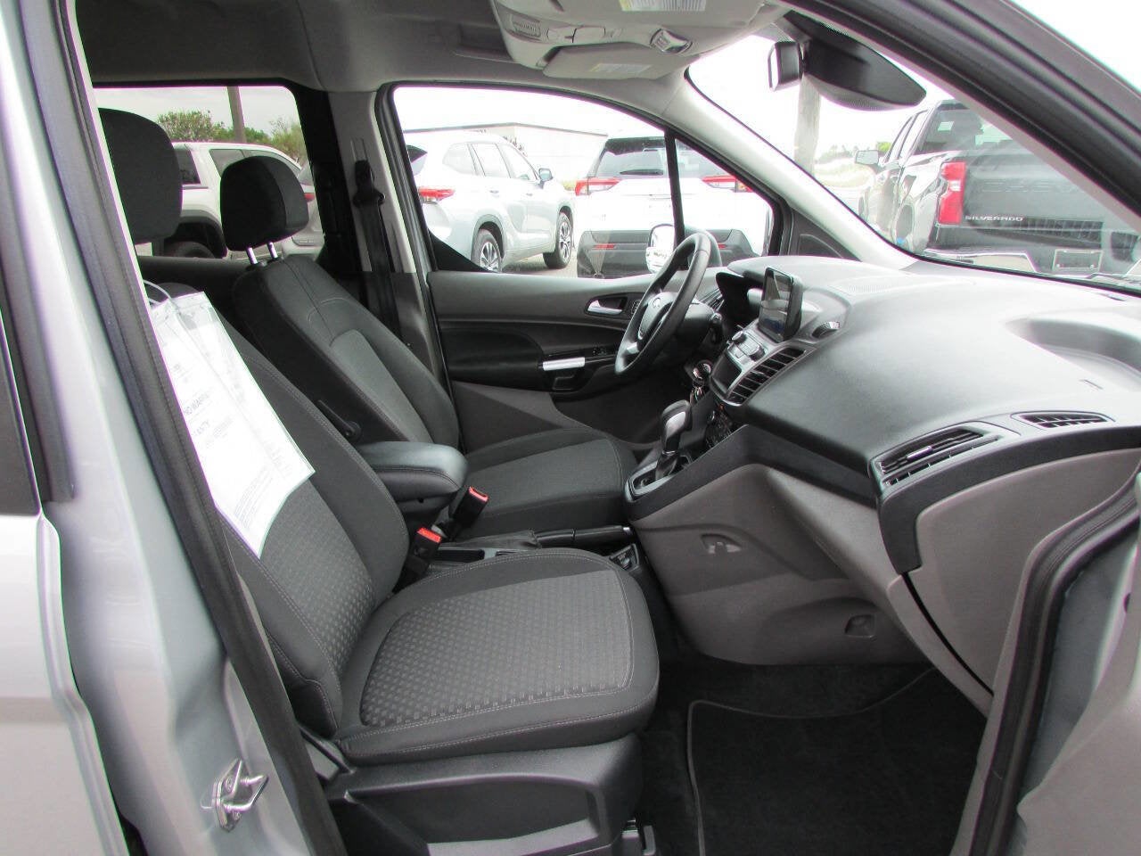 2023 Ford Transit Connect Wagon XLT