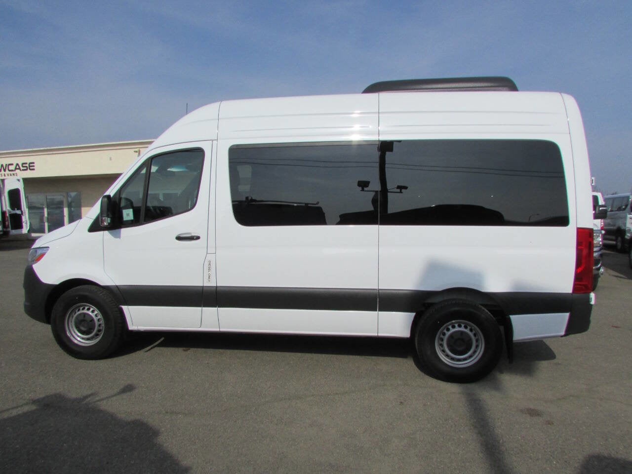 2024 Mercedes-Benz Sprinter Passenger Van 2500 3dr 144 in. WB Passenger Van (2.0L I4)