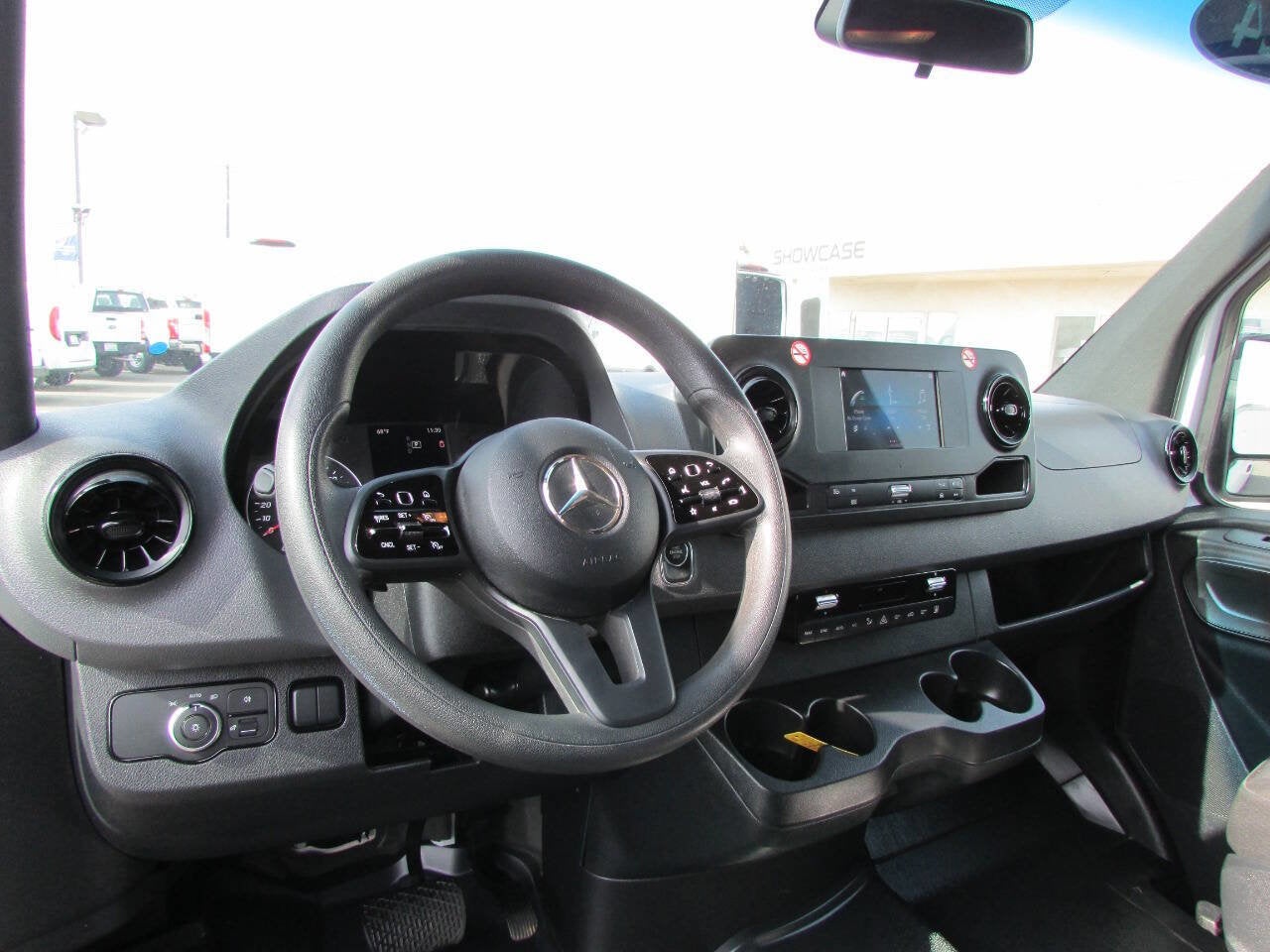 2024 Mercedes-Benz Sprinter Passenger Van 2500 3dr 144 in. WB Passenger Van (2.0L I4)