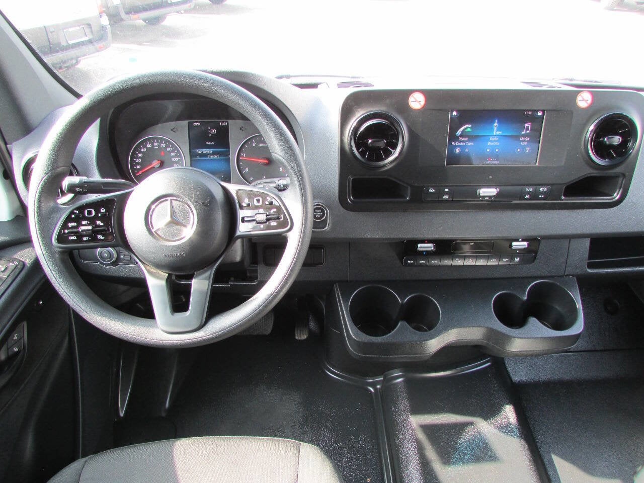 2024 Mercedes-Benz Sprinter Passenger Van 2500 3dr 144 in. WB Passenger Van (2.0L I4)