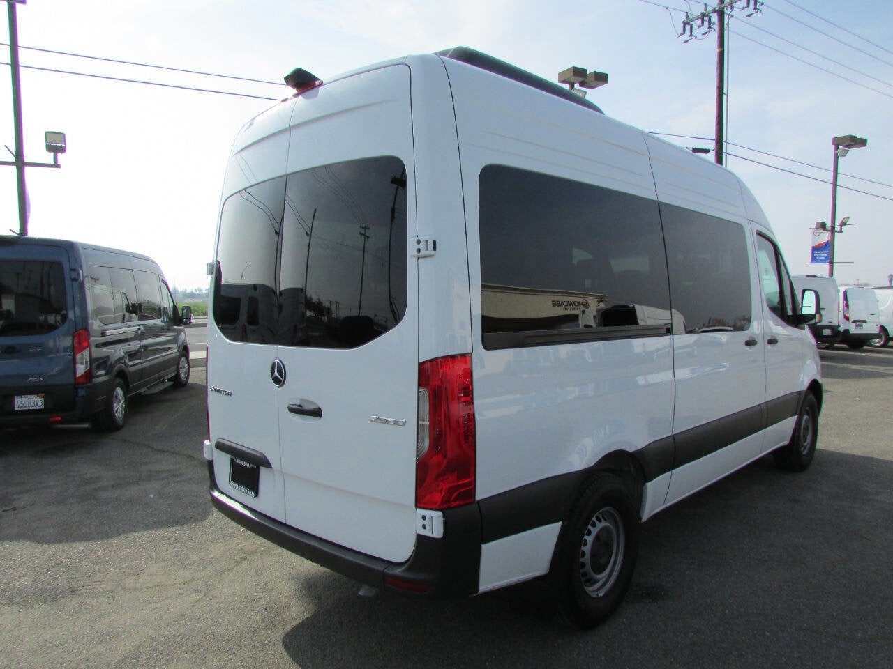 2024 Mercedes-Benz Sprinter Passenger Van 2500 3dr 144 in. WB Passenger Van (2.0L I4)